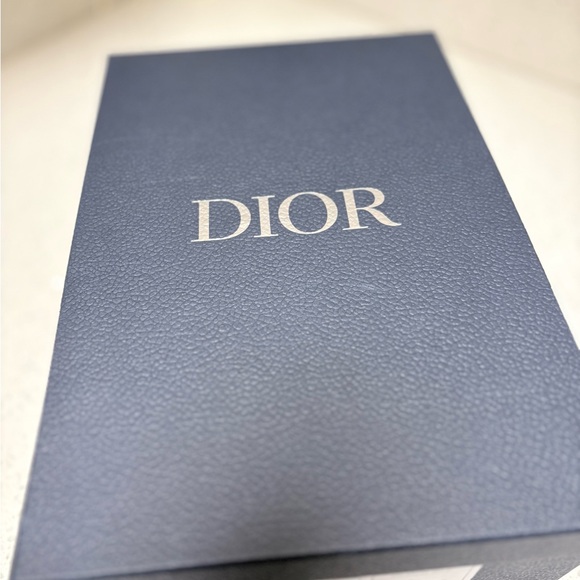 Dior Mile Sneaker
Gray Suede with Gray and Red Neoprene - Picture 8 of 8